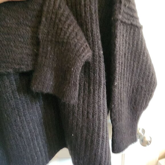 Free People Black Knit Oversized V neck Sweater Medium - Picture 6 of 8